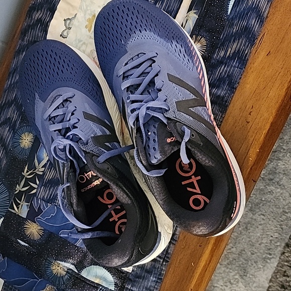 New Balance Running Sneakers Size 11.5 2E - Picture 1 of 9
